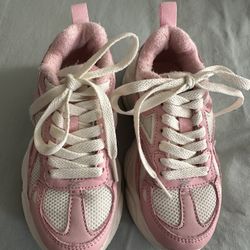 Girls Pink Reeboks