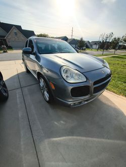 2004 Porsche Cayenne
