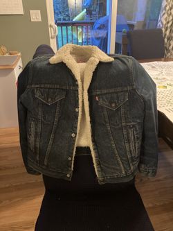 Vintage 1980s Levi’s Sherpa Jacket