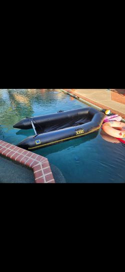 Zodiac dingy inflatable boat raft