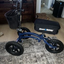 **Knee Rover With Padded Seat Cushion Plus Leg Cushion**