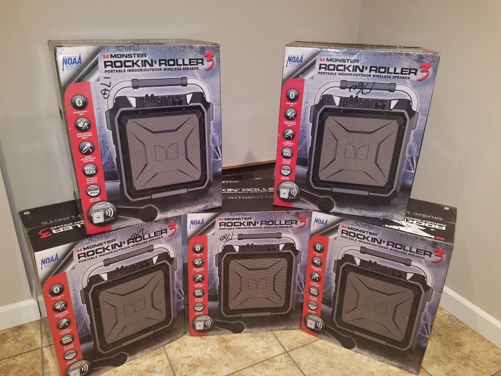 (BRAND NEW/UNBOXED) Monster Rockin' Roller 3 Bluetooth Speaker
