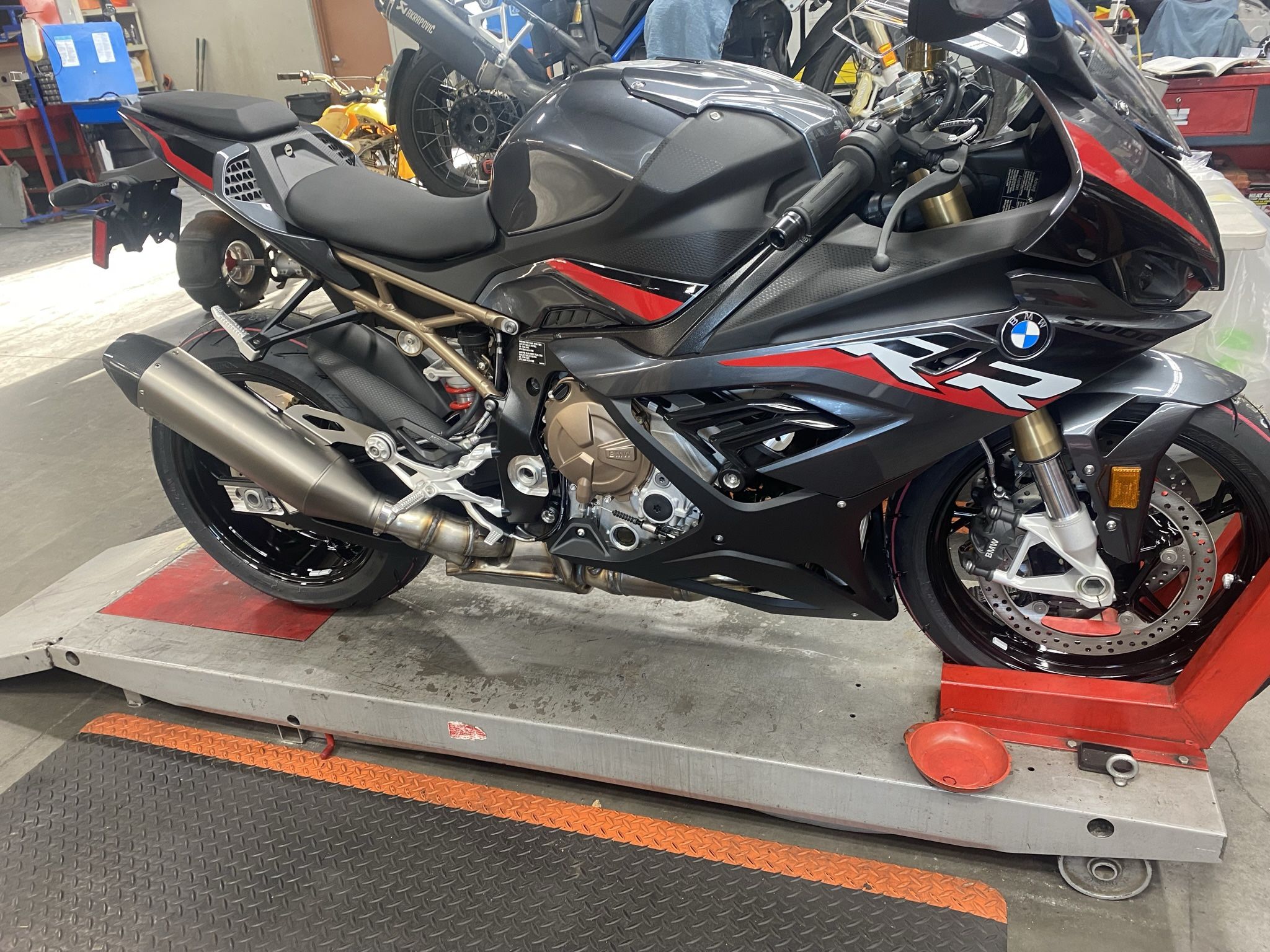 2022 BMW S1000RR