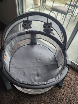 The Safety 1st Sleepy Traveler Infant Bassinet