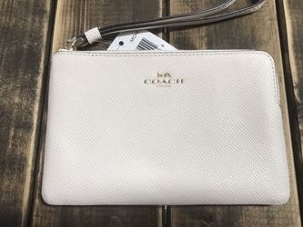 NWT Coach Wristlet
