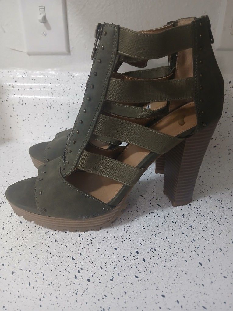 Heels Size 9