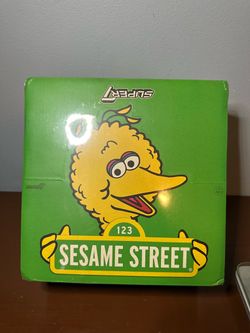 Sesame Street Big Bird Super 7 Box