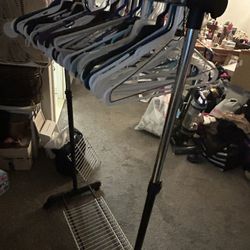 Portable Clothes Hanger