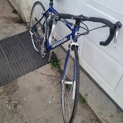 Cannondale R400 Bike