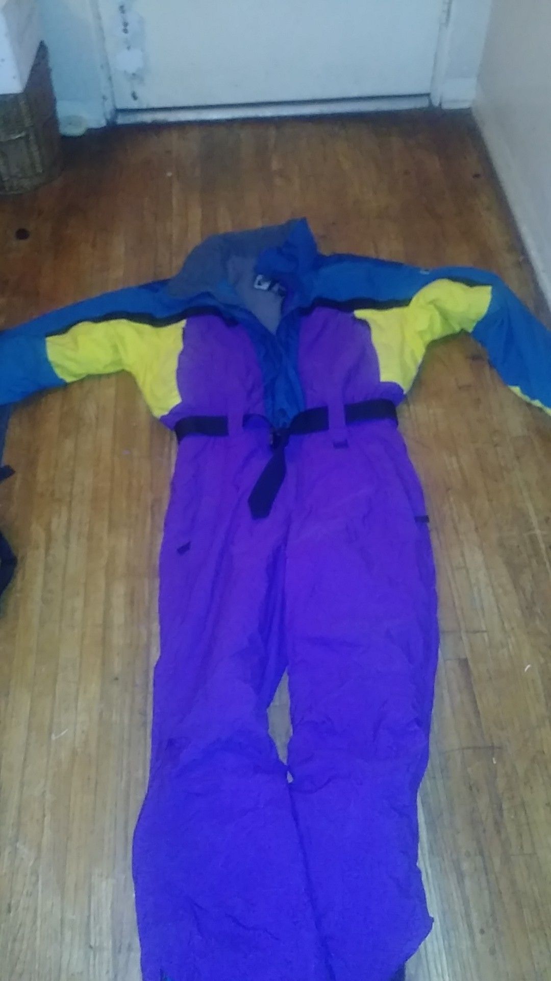 Men's Large snow suit for serious skiers snowboarders snow snowboard ski