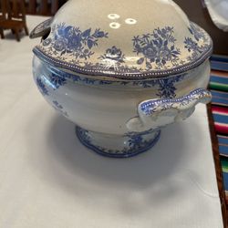 VINTAGE SERVING BOWL WITH HANDLES