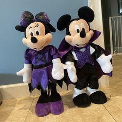 Disney Mickey and Minnie Halloween Greeters