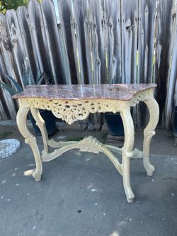 Beautiful Entryway table with marble top