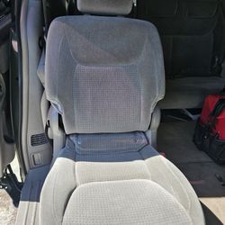  Seats In Perfect Condition  For Toyota Sienna 