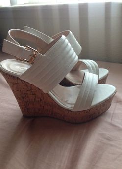 White Wedges