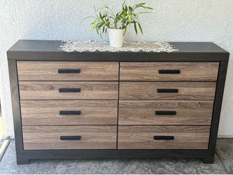Dresser, with 6 drawers