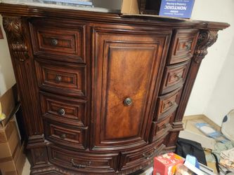 Wooden dresser
