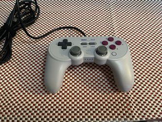 8bitdo Pro2 wired and Gulikit KK3 wireless game controllers