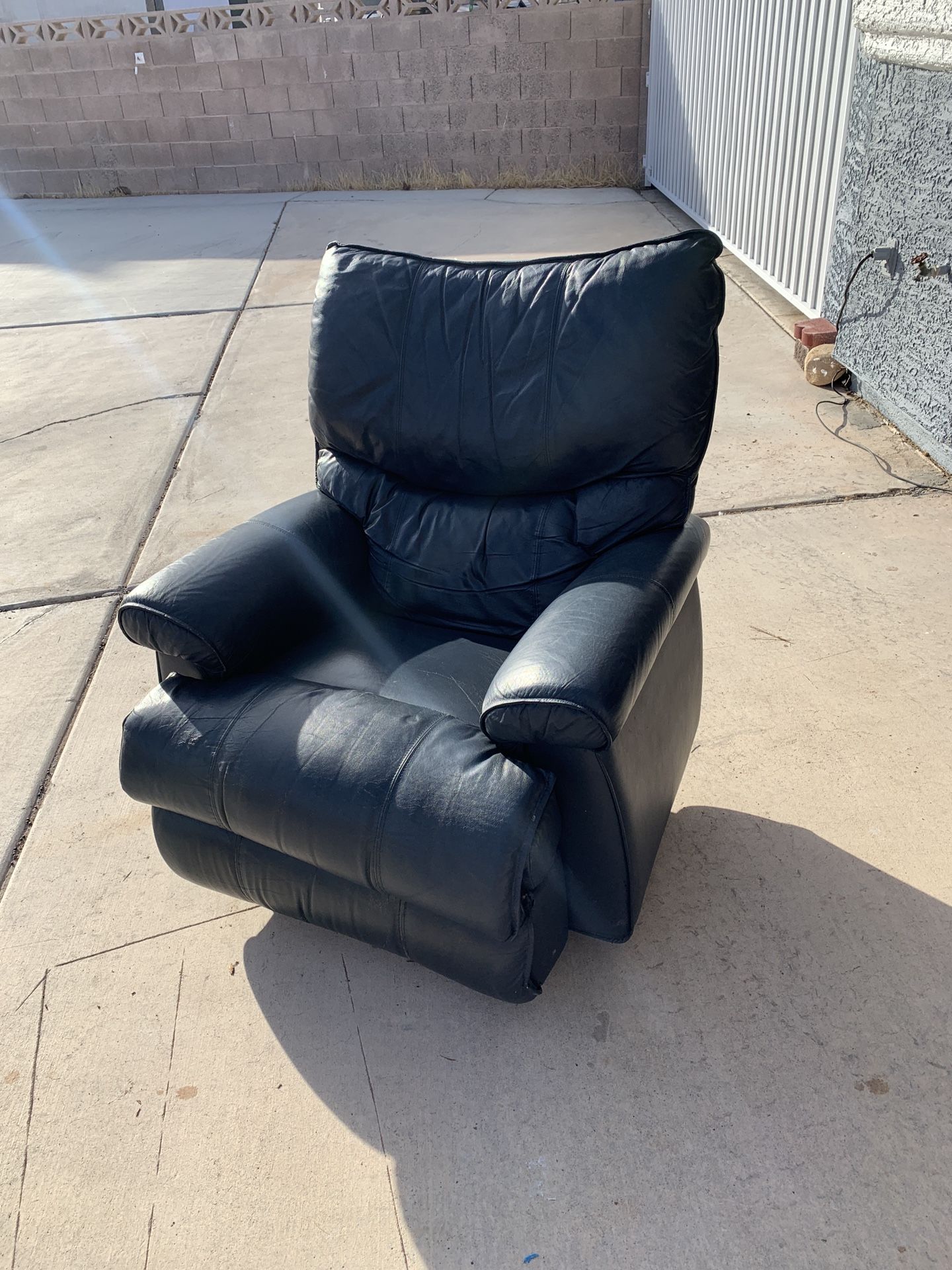 Recliner Chair for Sale in Las Vegas, NV OfferUp