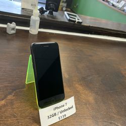 iPhone 7 (32 GB) Unlocked