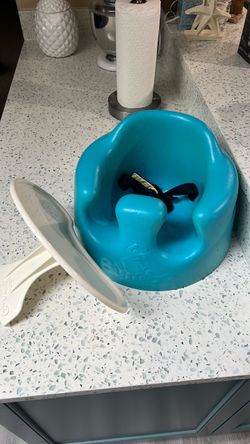 Bumbo chair with tray