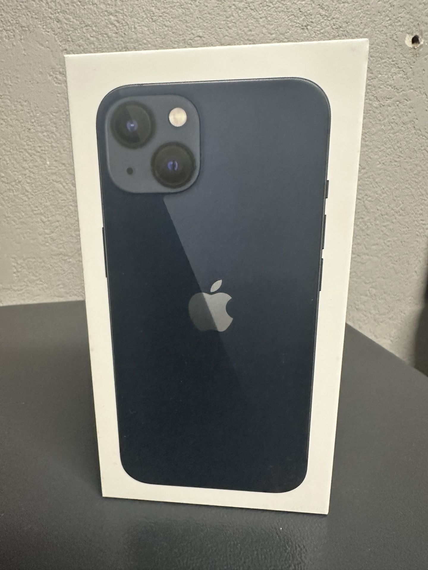 iPhone 13 For $49.99 When You Get A New Line With Cricket