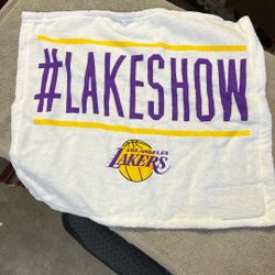Lakers Rally Towels