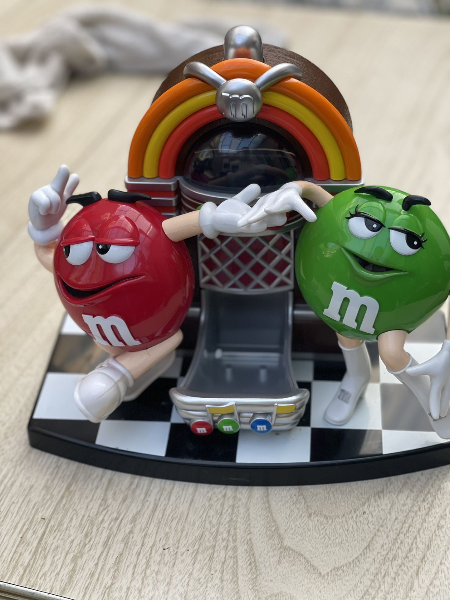 M&M Collectibles, Candy Dispenser