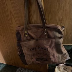 Myra Bags 