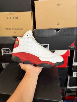 Jordan Chicago 13s size 9 USED