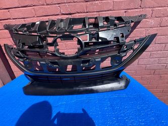 2018 2022 TOYOTA PRIUS PRIME FRONT RADIATOR GRILLE GRILL FRONT END BUMPER OEM