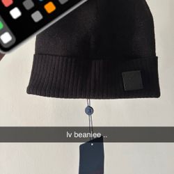 l v beanie
