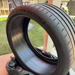 Michelin Pilot Sport 4 S