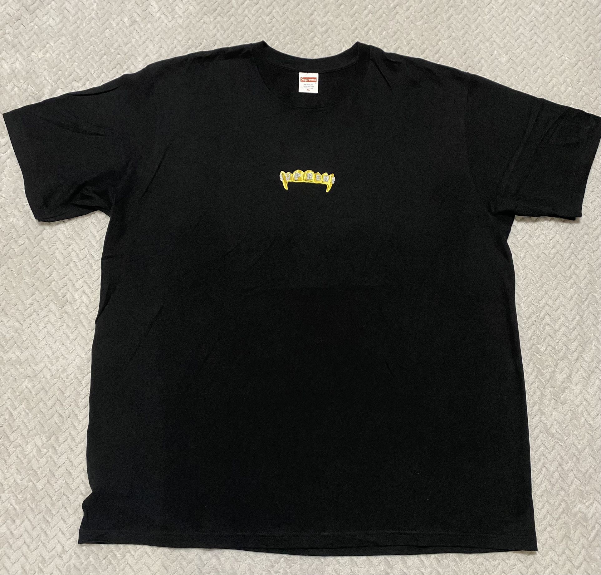 Supreme Men's T-Shirts Size XL Black
