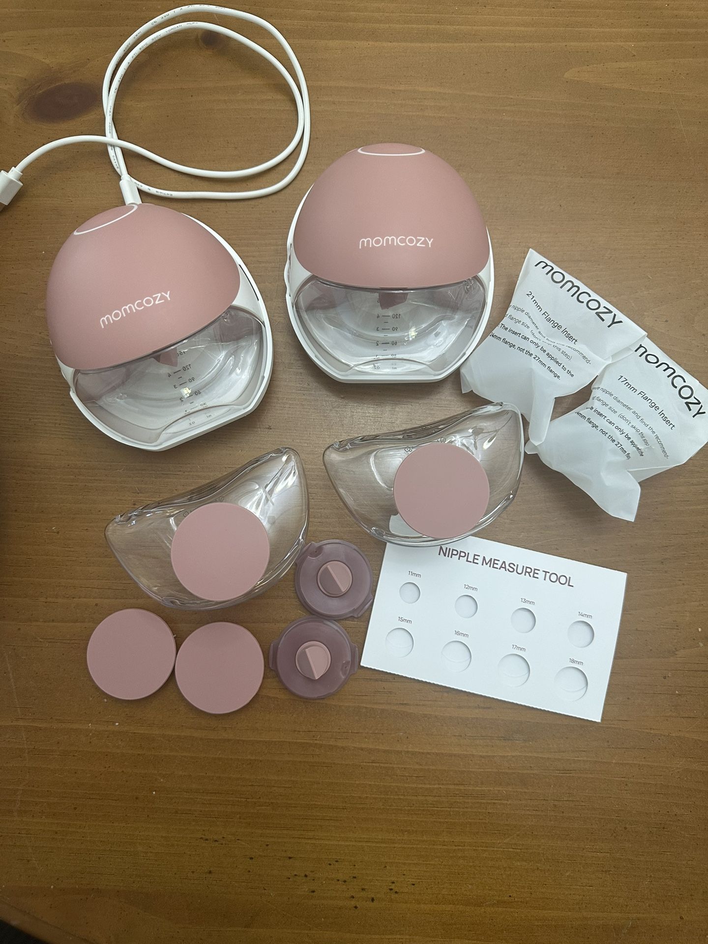 Momcozy M9 Hands Free Breast Pump Like New!