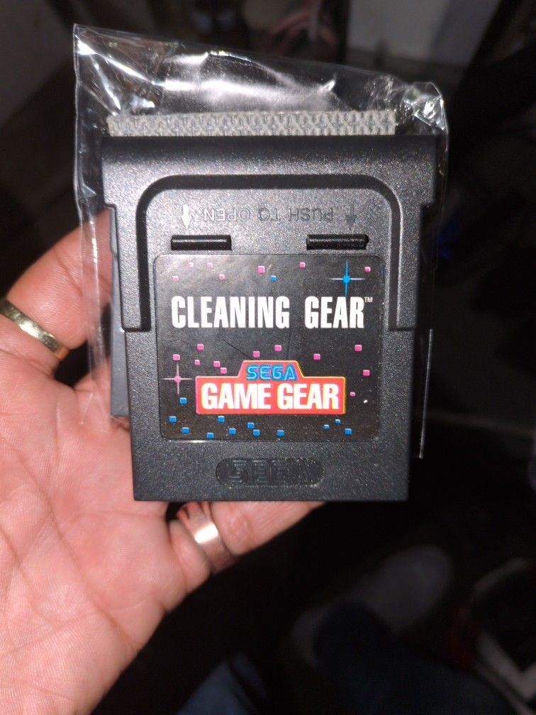 Sega Game Gear Cleaning Gear