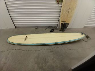 8"6 Surfboard$200