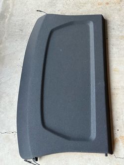 Audi Q3 set of floor mats,a trunk mat and an original Audi trunk cover lid.