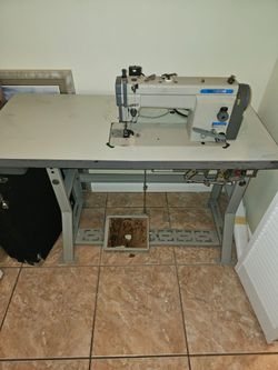 Industrial Sewing Machine