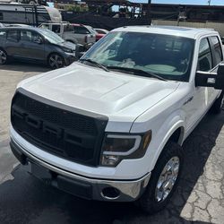 2010 FORD F150 LARIAT 4D 5 1/2 FT