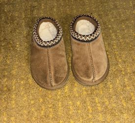 Toddler Uggs
