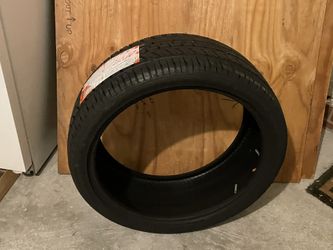 Full run F700 245/35 20 95w Single Tire