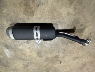 Teneree 700 stock exhaust