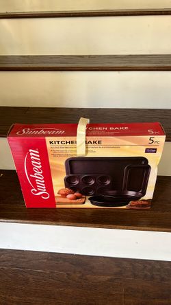 $10 Sunbeam Kitchen Bake Set