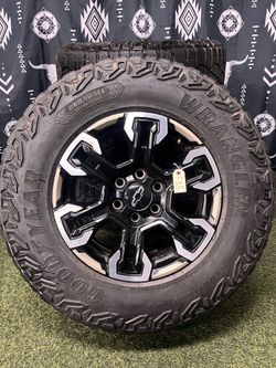 Chevy Silverado ZR2 6 Lug 18 Inch OEM Wheels