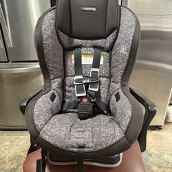 Britax Allegiance Carseat
