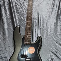 4 string, Sqiure Finder Precision bass guitar