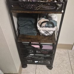 Bathroom organizer