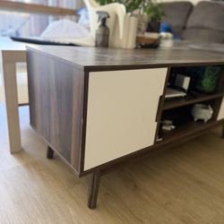 Coffee Table With Storage 