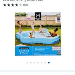 Brand NEW 10' Family Pool